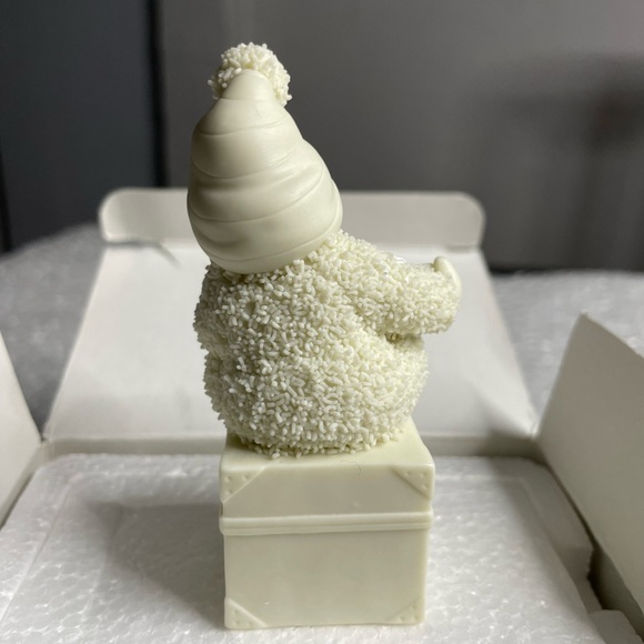 Department 56 Snowbabies November "A Smile To Treasure" Figurine - Picture 3 of 7